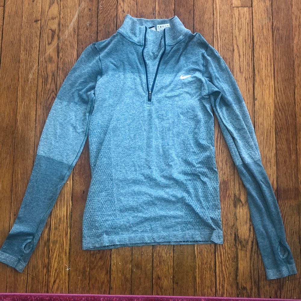 Nike long sleeve running top